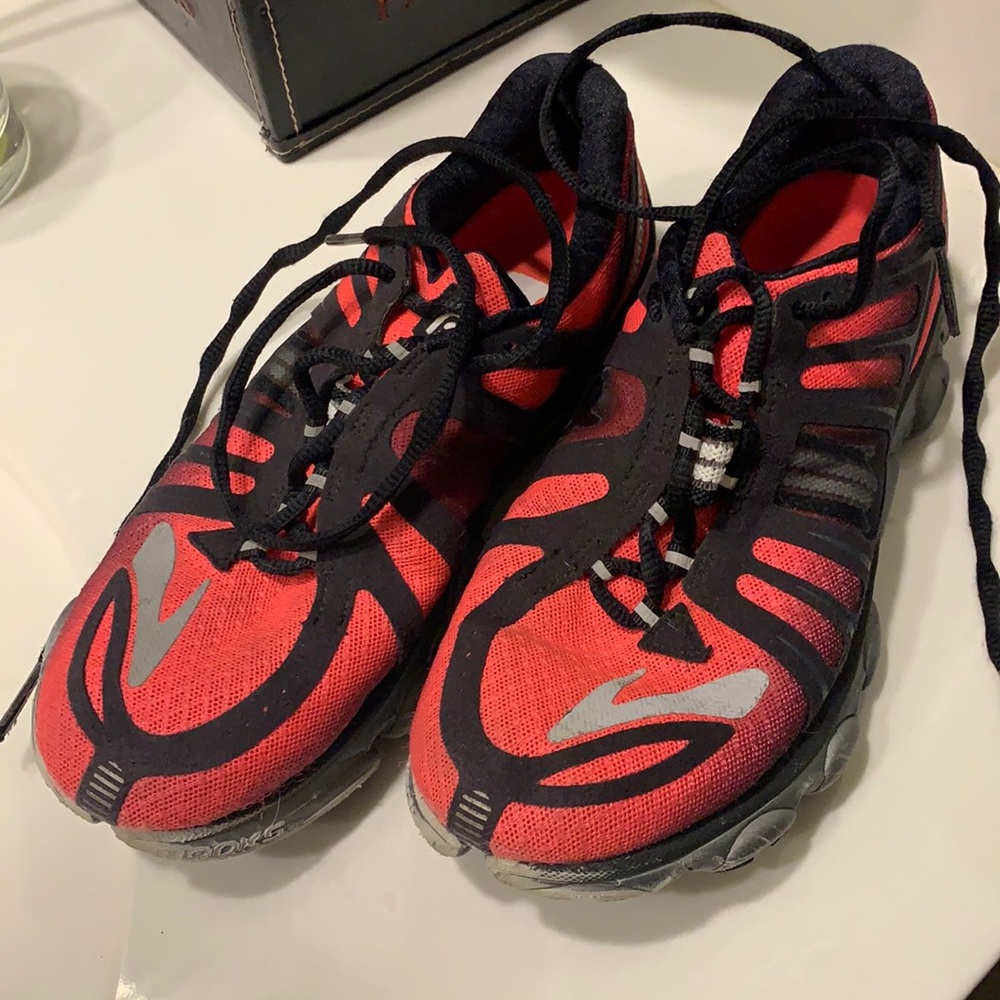 Brooks PureFlow tennis shoes